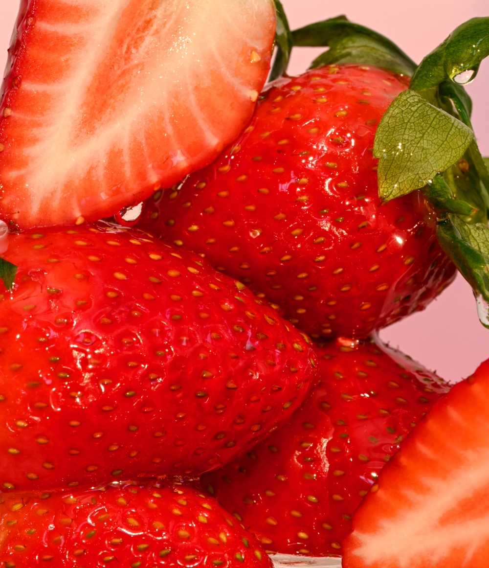 Super Strawberry 4-Pack Lip Balm - eos