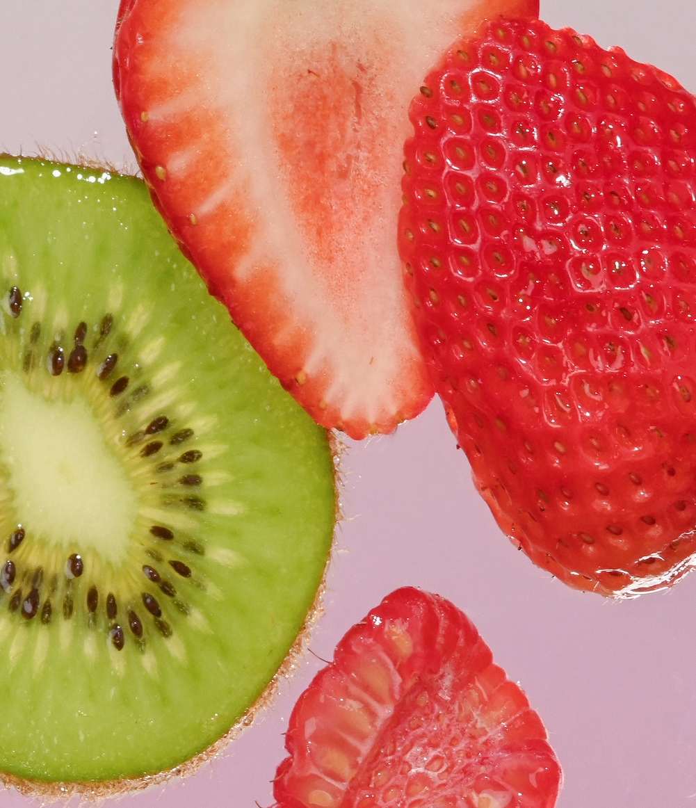 Strawberry Sorbet & Raspberry Kiwi Splash Super Balm 2-Pack - eos