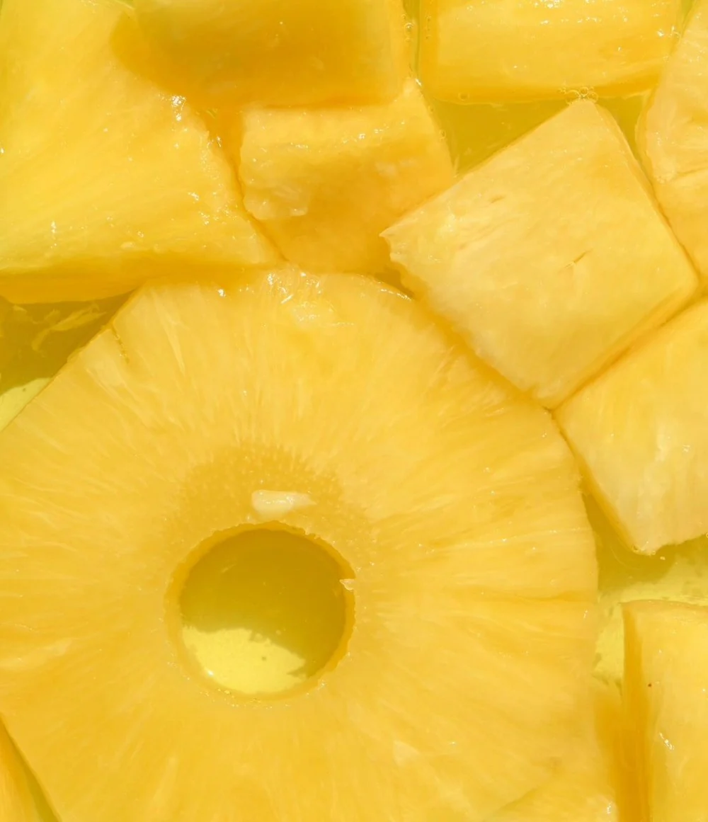 Pineapple Passionfruit Lip Balm - eos