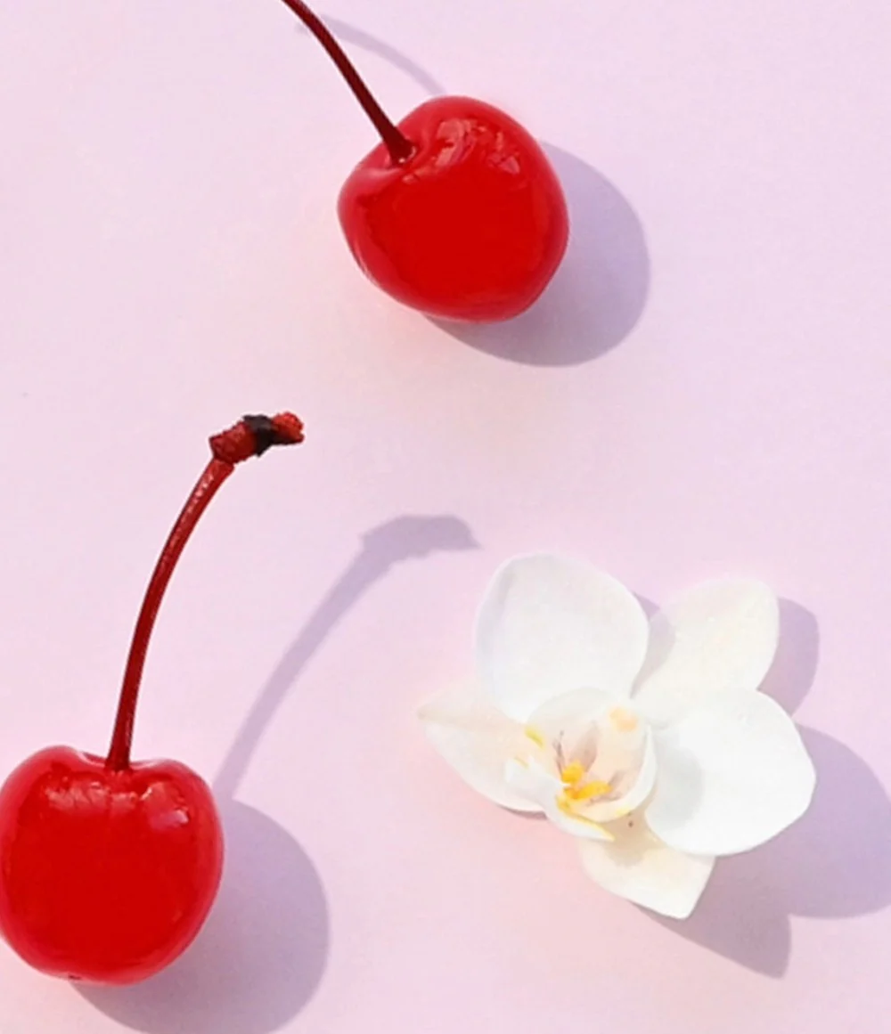 Cherry Vanilla Lip Balm - eos